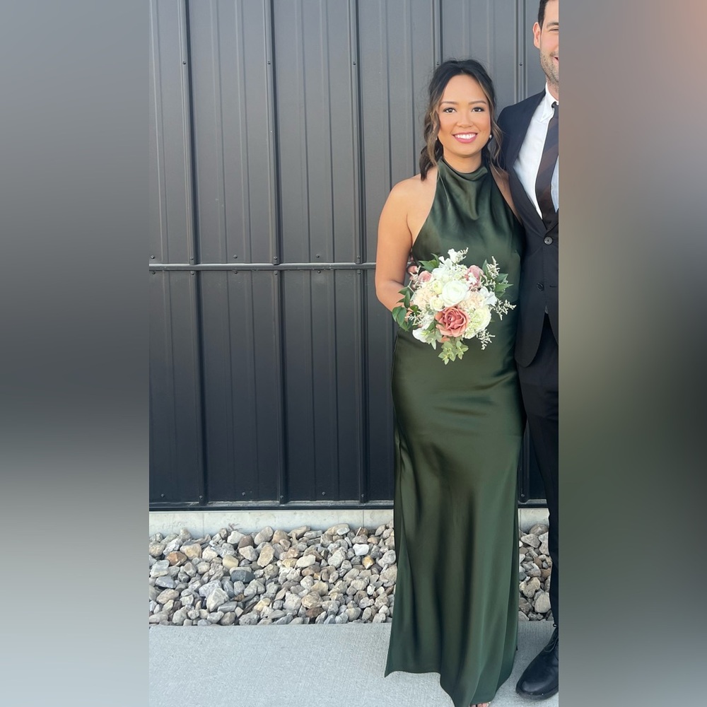 Shop Revelry Deep Olive Veronica Satin Dress
Altered, hemmed.
5’3 w/ 5in heels